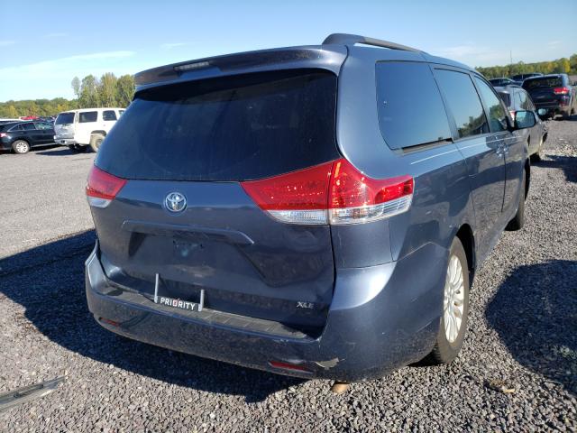 Photo 3 VIN: 5TDYK3DC8ES443147 - TOYOTA SIENNA XLE 