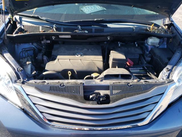 Photo 6 VIN: 5TDYK3DC8ES443147 - TOYOTA SIENNA XLE 