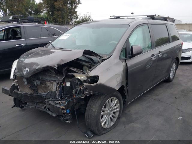 Photo 1 VIN: 5TDYK3DC8ES464497 - TOYOTA SIENNA 