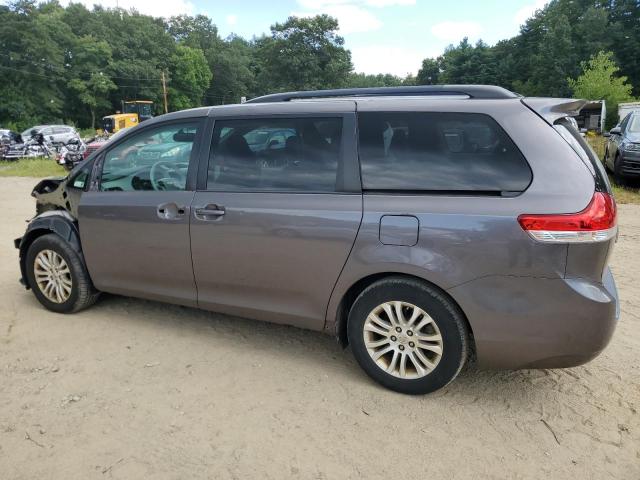 Photo 1 VIN: 5TDYK3DC8ES473717 - TOYOTA SIENNA XLE 