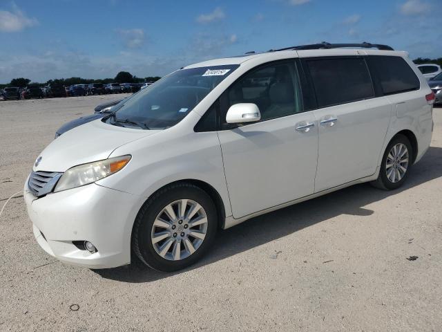 Photo 0 VIN: 5TDYK3DC8ES473894 - TOYOTA SIENNA XLE 