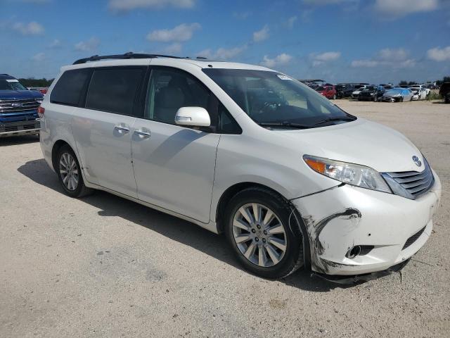 Photo 3 VIN: 5TDYK3DC8ES473894 - TOYOTA SIENNA XLE 