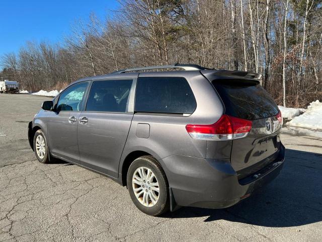 Photo 2 VIN: 5TDYK3DC8ES499072 - TOYOTA SIENNA XLE 