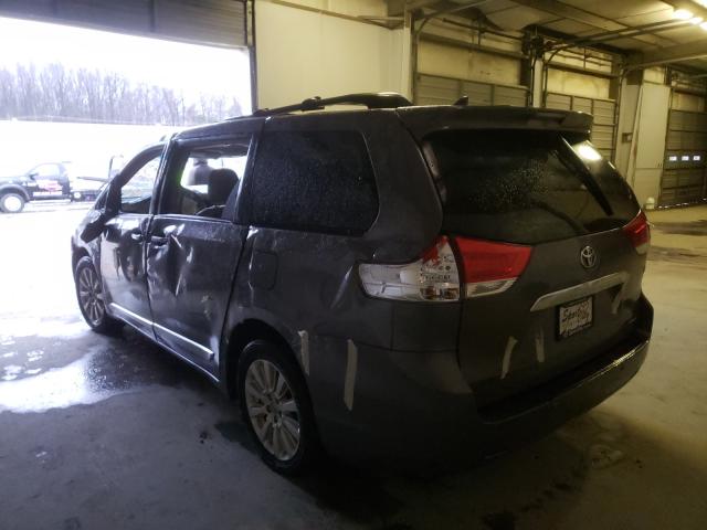 Photo 2 VIN: 5TDYK3DC8ES509745 - TOYOTA SIENNA XLE 