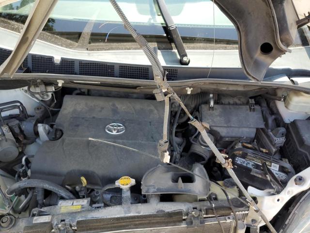 Photo 11 VIN: 5TDYK3DC8FS531018 - TOYOTA SIENNA XLE 