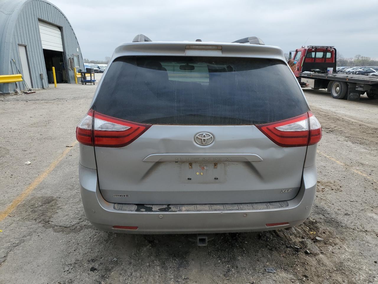 Photo 5 VIN: 5TDYK3DC8FS537322 - TOYOTA SIENNA 