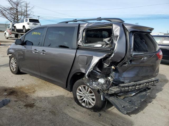 Photo 1 VIN: 5TDYK3DC8FS570319 - TOYOTA SIENNA XLE 