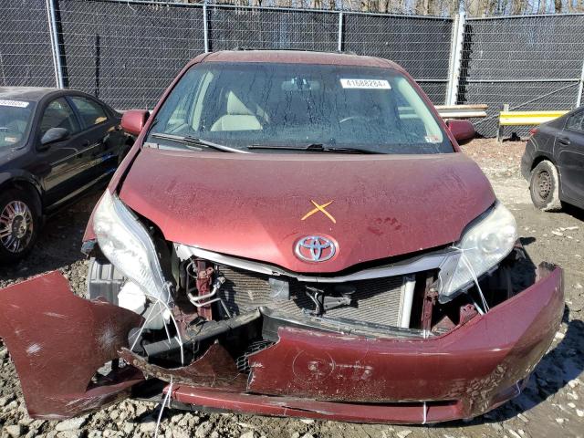 Photo 4 VIN: 5TDYK3DC8FS594989 - TOYOTA SIENNA XLE 