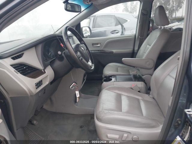 Photo 4 VIN: 5TDYK3DC8FS635590 - TOYOTA SIENNA 