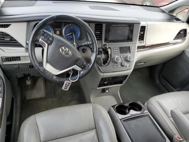 Photo 7 VIN: 5TDYK3DC8FS675250 - TOYOTA SIENNA XLE 