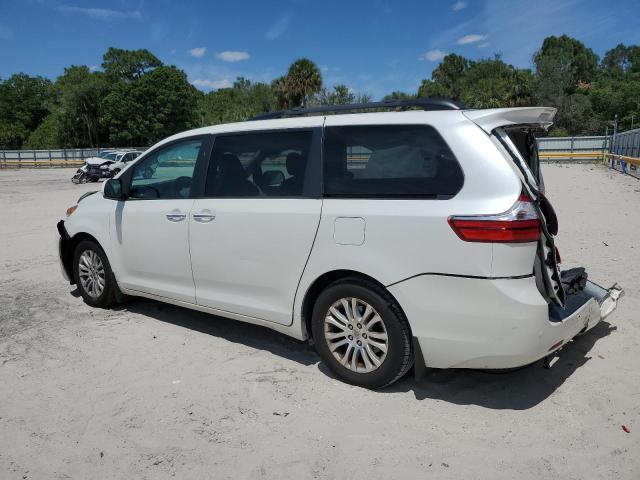 Photo 1 VIN: 5TDYK3DC8FS675992 - TOYOTA SIENNA XLE 