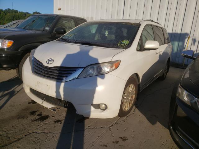 Photo 1 VIN: 5TDYK3DC8FS683462 - TOYOTA SIENNA XLE 