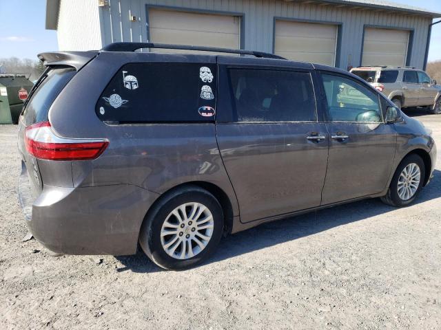 Photo 2 VIN: 5TDYK3DC8GS693300 - TOYOTA SIENNA XLE 