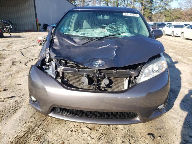 Photo 4 VIN: 5TDYK3DC8GS696438 - TOYOTA SIENNA XLE 