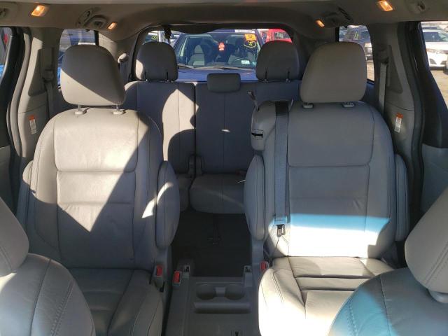 Photo 9 VIN: 5TDYK3DC8GS696438 - TOYOTA SIENNA XLE 