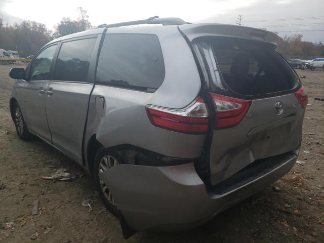 Photo 2 VIN: 5TDYK3DC8GS734914 - TOYOTA SIENNA XLE 