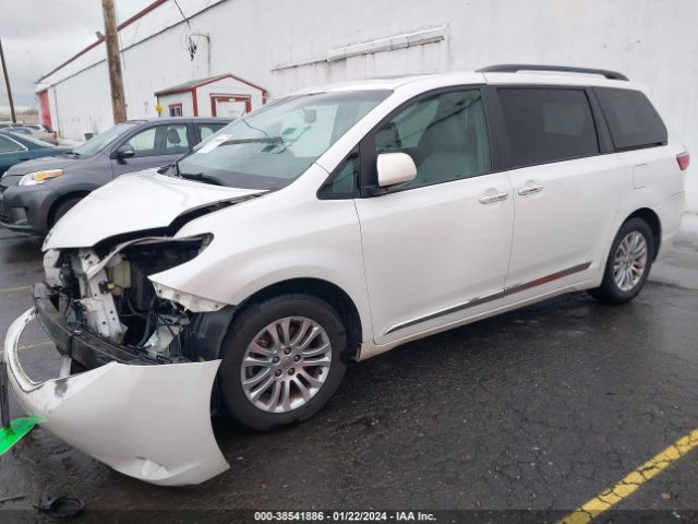 Photo 1 VIN: 5TDYK3DC8GS744049 - TOYOTA SIENNA 