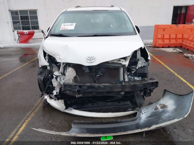 Photo 5 VIN: 5TDYK3DC8GS744049 - TOYOTA SIENNA 