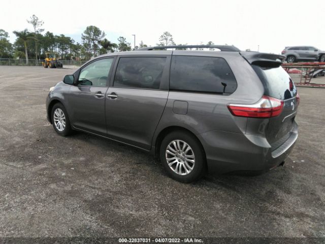 Photo 2 VIN: 5TDYK3DC8GS746271 - TOYOTA SIENNA 