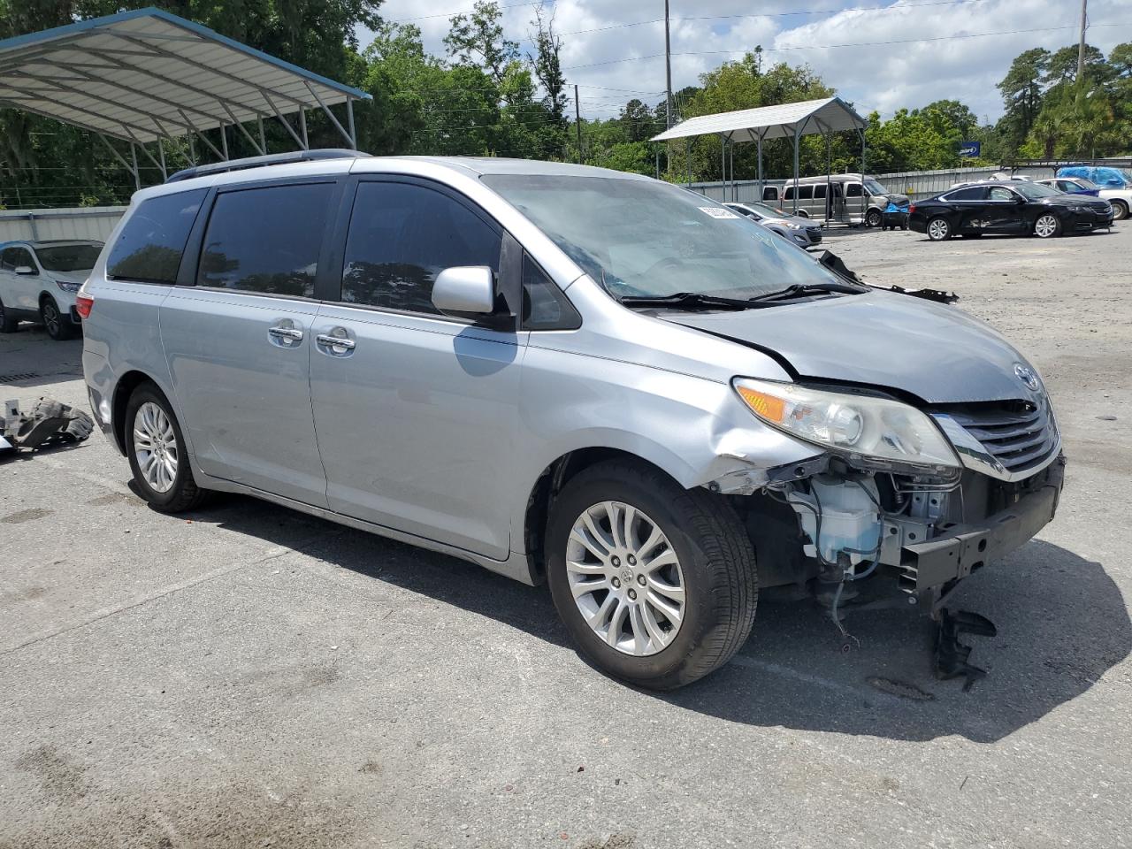 Photo 3 VIN: 5TDYK3DC8GS748814 - TOYOTA SIENNA 