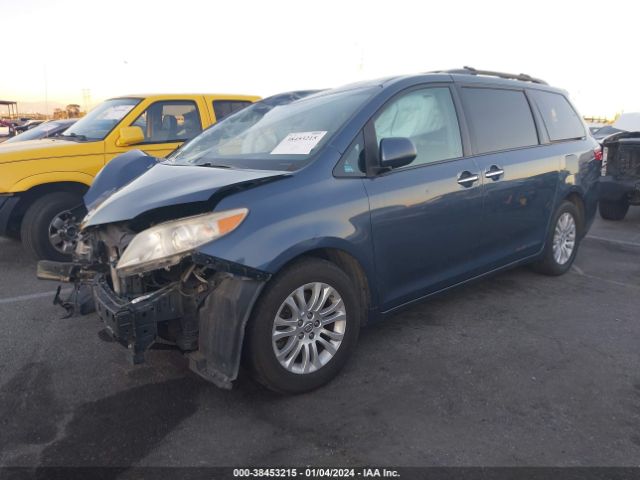 Photo 1 VIN: 5TDYK3DC8GS753723 - TOYOTA SIENNA 