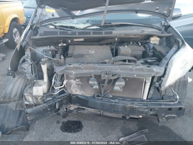 Photo 9 VIN: 5TDYK3DC8GS753723 - TOYOTA SIENNA 