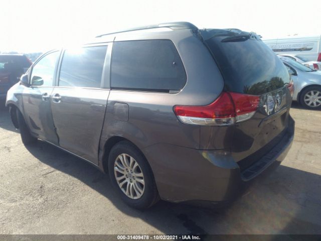 Photo 2 VIN: 5TDYK3DC9BS003868 - TOYOTA SIENNA 