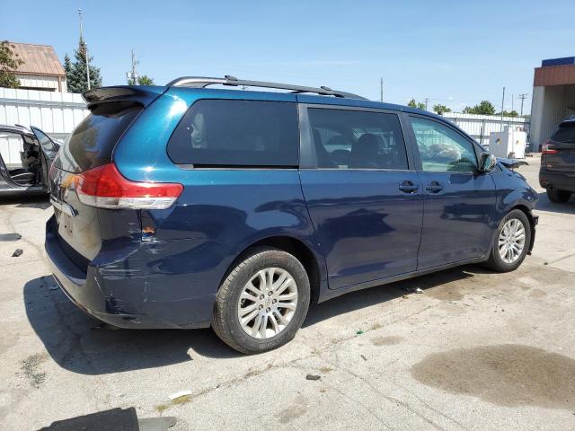 Photo 2 VIN: 5TDYK3DC9BS009895 - TOYOTA SIENNA XLE 