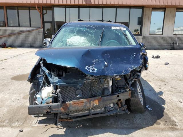 Photo 4 VIN: 5TDYK3DC9BS009895 - TOYOTA SIENNA XLE 