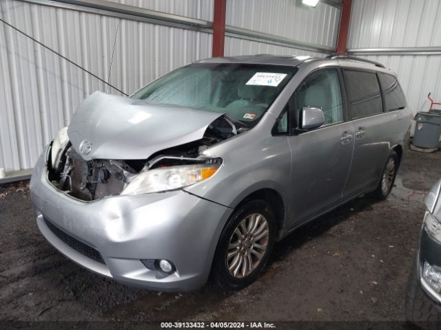 Photo 1 VIN: 5TDYK3DC9BS015891 - TOYOTA SIENNA 