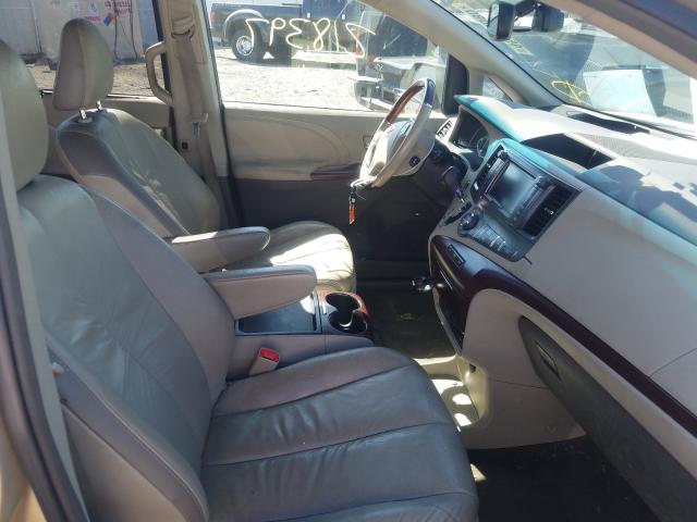 Photo 4 VIN: 5TDYK3DC9BS047949 - TOYOTA SIENNA XLE 