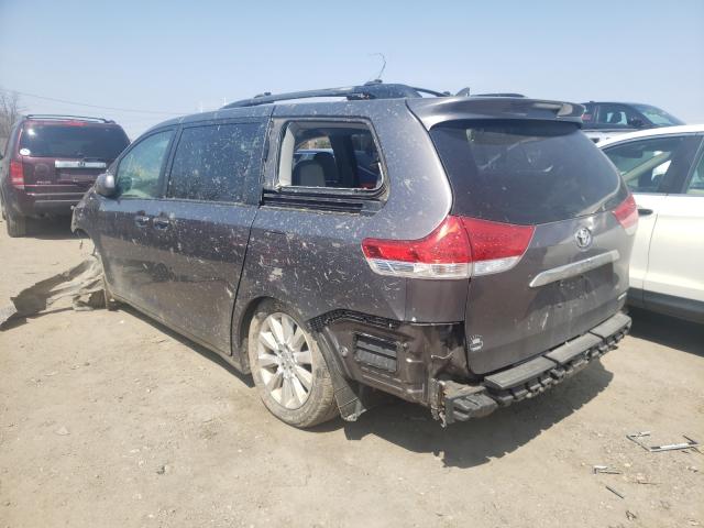 Photo 2 VIN: 5TDYK3DC9BS053864 - TOYOTA SIENNA XLE 