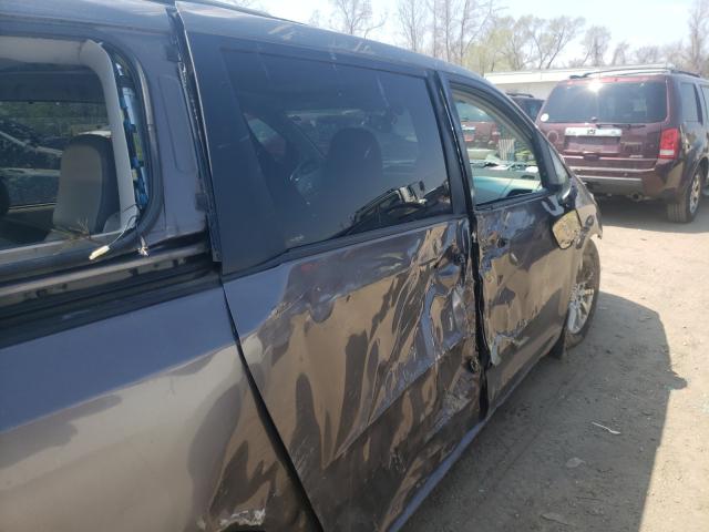 Photo 8 VIN: 5TDYK3DC9BS053864 - TOYOTA SIENNA XLE 