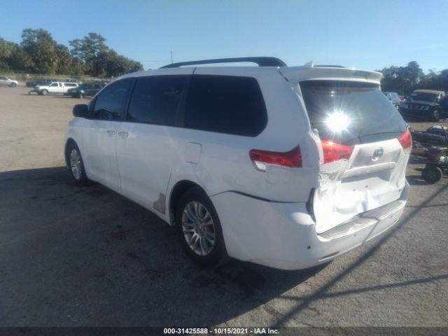 Photo 2 VIN: 5TDYK3DC9BS055257 - TOYOTA SIENNA 