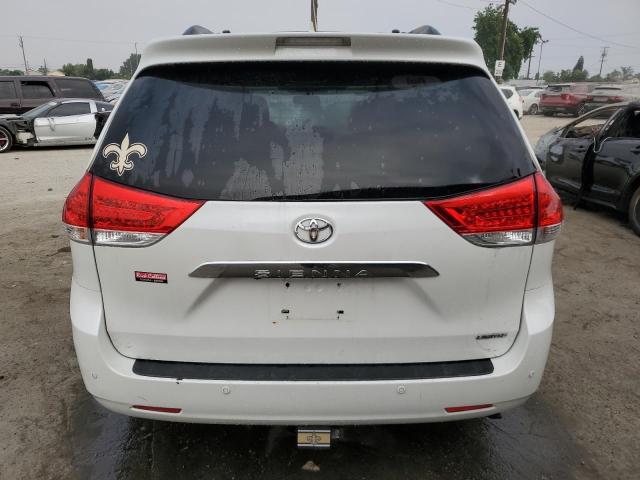 Photo 5 VIN: 5TDYK3DC9BS084628 - TOYOTA SIENNA XLE 