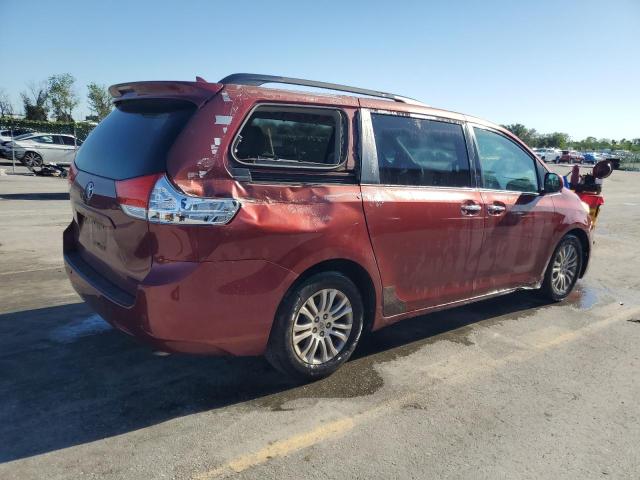 Photo 2 VIN: 5TDYK3DC9BS101377 - TOYOTA SIENNA XLE 