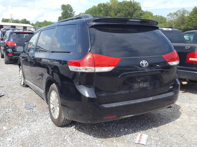 Photo 2 VIN: 5TDYK3DC9BS135271 - TOYOTA SIENNA XLE 