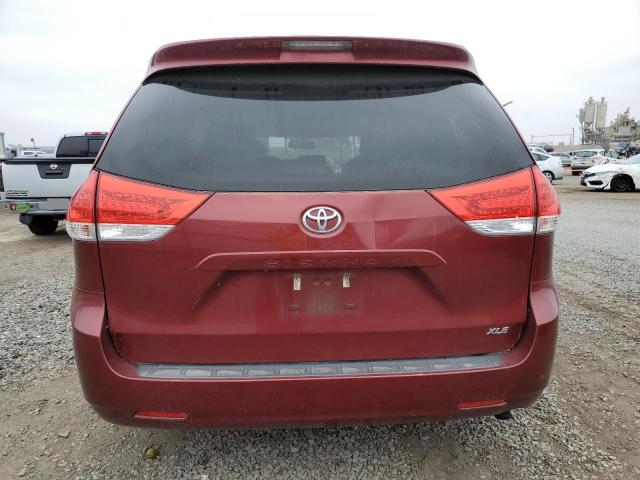 Photo 5 VIN: 5TDYK3DC9BS140955 - TOYOTA SIENNA XLE 