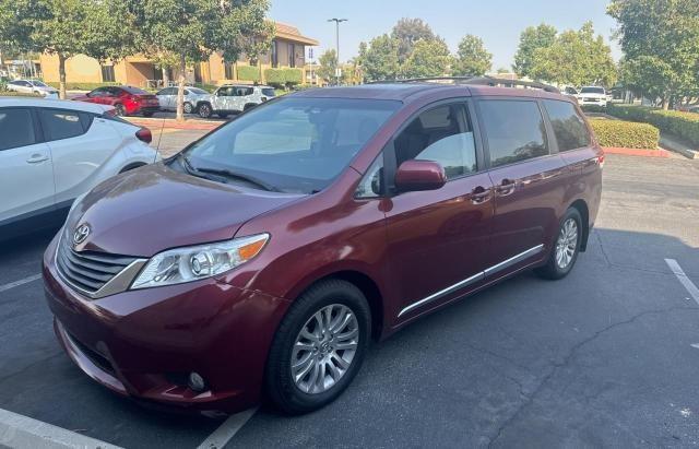 Photo 1 VIN: 5TDYK3DC9BS140955 - TOYOTA SIENNA XLE 