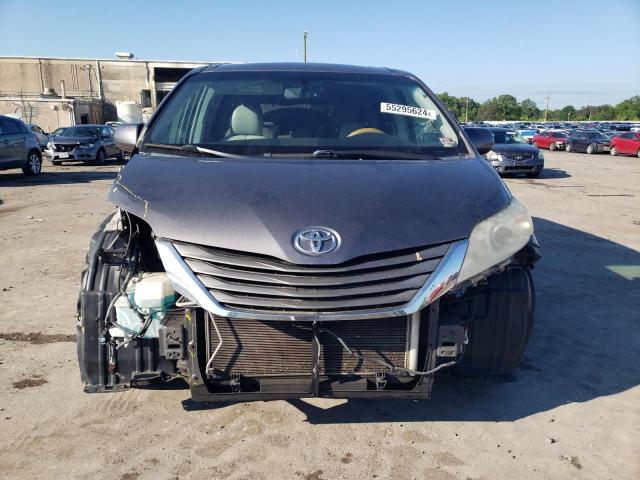 Photo 4 VIN: 5TDYK3DC9BS146691 - TOYOTA SIENNA XLE 