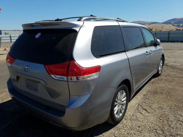 Photo 3 VIN: 5TDYK3DC9BS153298 - TOYOTA SIENNA XLE 