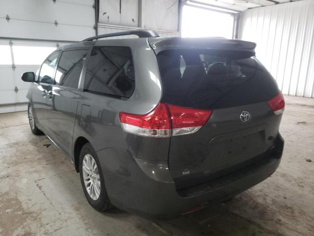 Photo 2 VIN: 5TDYK3DC9BS154807 - TOYOTA SIENNA XLE 