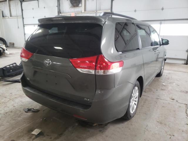 Photo 3 VIN: 5TDYK3DC9BS154807 - TOYOTA SIENNA XLE 