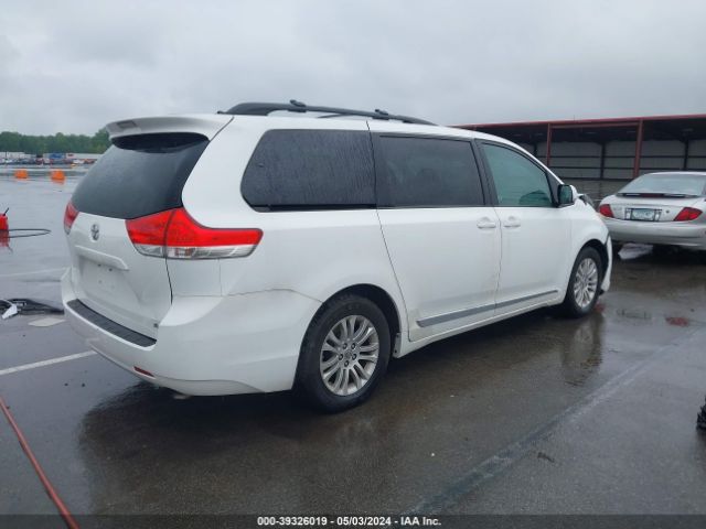 Photo 3 VIN: 5TDYK3DC9BS158579 - TOYOTA SIENNA 