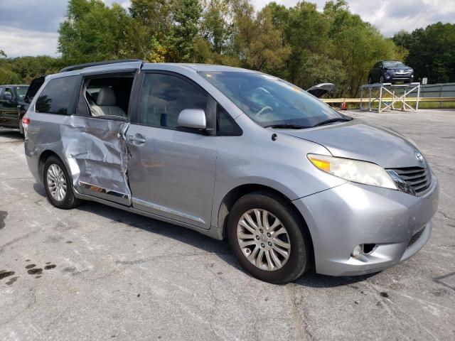 Photo 3 VIN: 5TDYK3DC9BS168125 - TOYOTA SIENNA XLE 