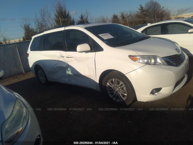 Photo 5 VIN: 5TDYK3DC9BS169419 - TOYOTA SIENNA 