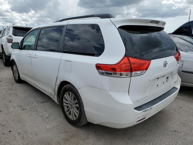 Photo 2 VIN: 5TDYK3DC9BS172918 - TOYOTA SIENNA XLE 