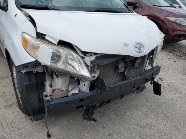 Photo 8 VIN: 5TDYK3DC9BS172918 - TOYOTA SIENNA XLE 