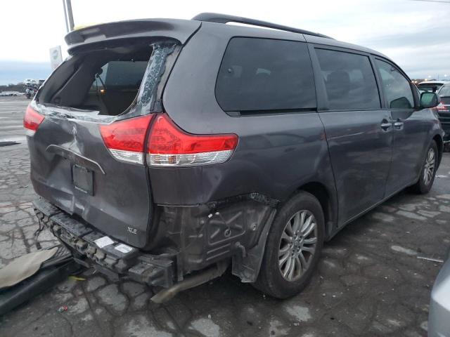 Photo 2 VIN: 5TDYK3DC9CS177084 - TOYOTA SIENNA XLE 