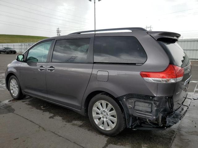 Photo 1 VIN: 5TDYK3DC9CS217177 - TOYOTA SIENNA XLE 